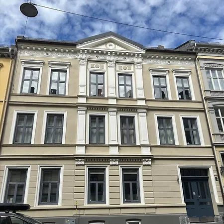 Spacious 2br In Vika,