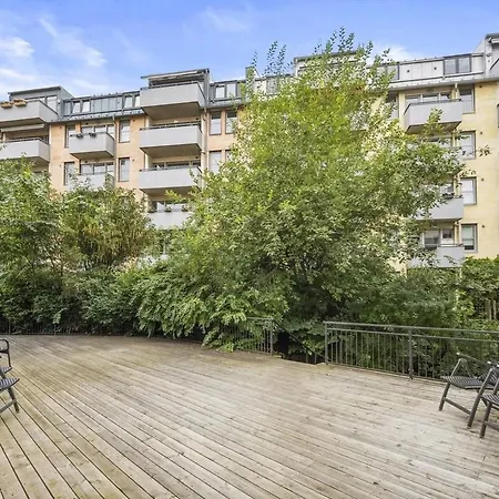 Apartament Spacious 2br In Vika, Oslo